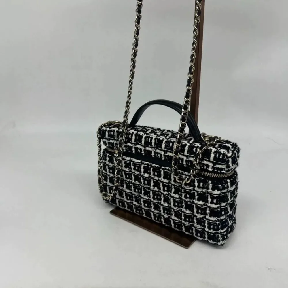 Chanel Women Pre-Loved Bag Very Good Condition